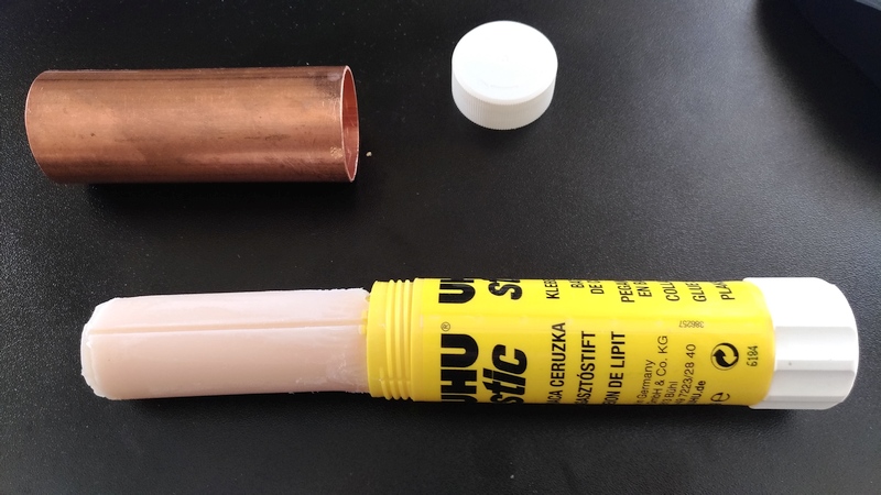 image du d�montage
                                                du baton de colle