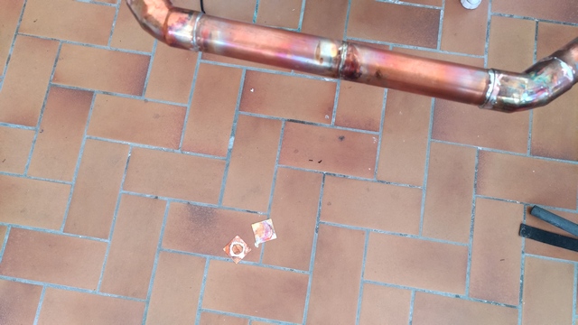 image de la soudure du
                                          tube � l'emplacement de
                                          l'ancien syst�me