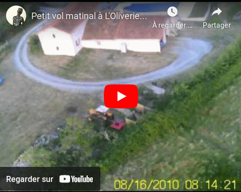 Lien vers la vid�o du survol de l'Oliverie, terrain de vacances naturiste sympatique